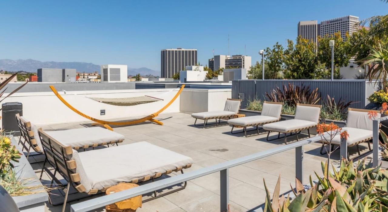 Modern Apartment Rentals Los Angeles Exterior photo